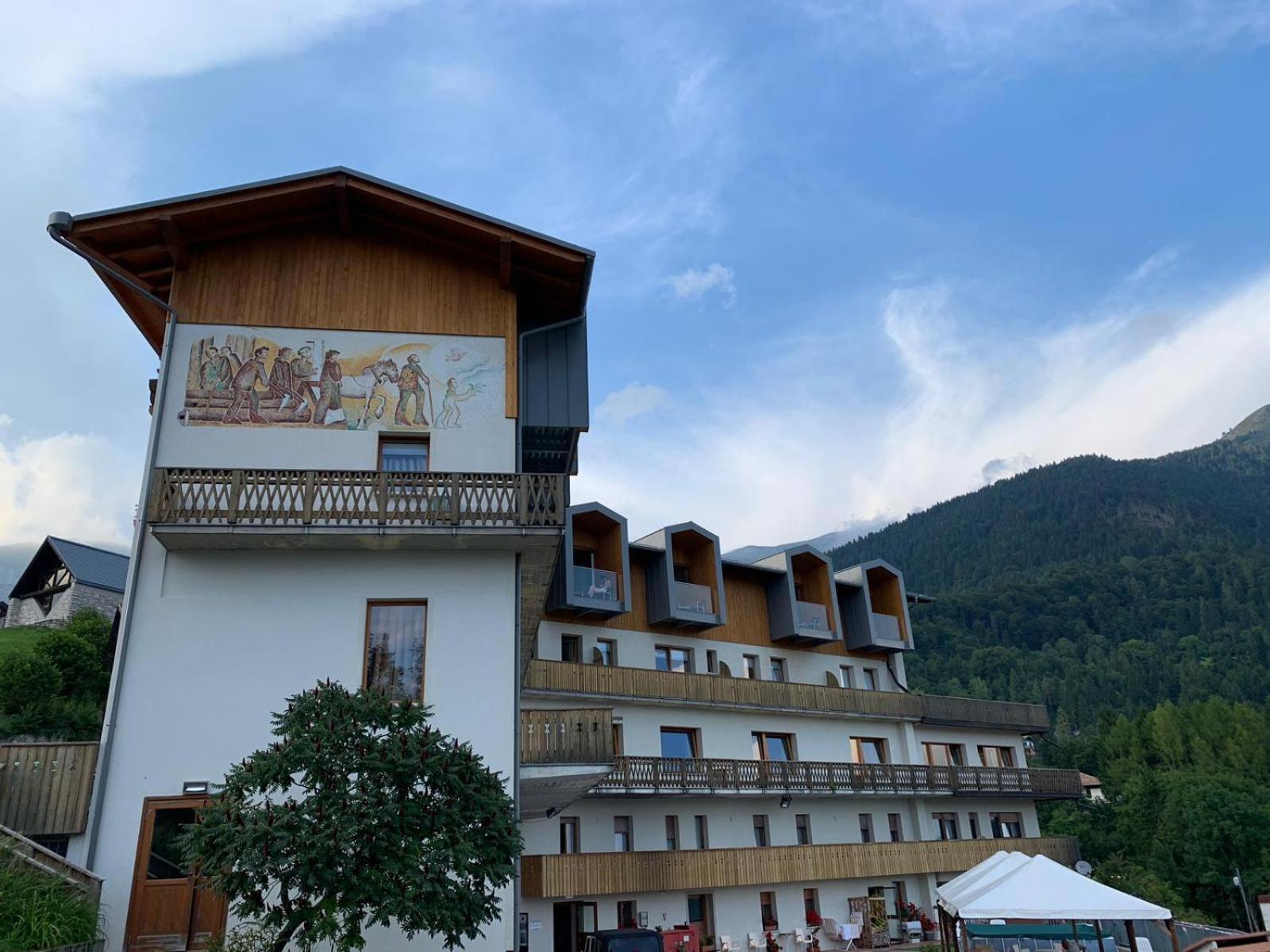 Albergo Croce d'Aune 2