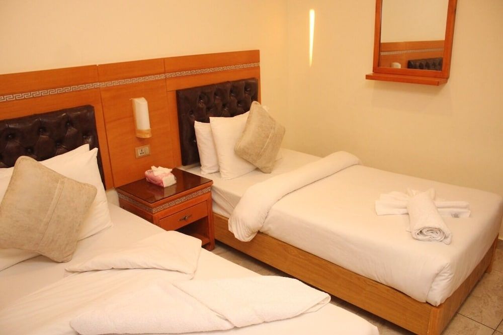 Jewheret Alswefiah hotel suites 1