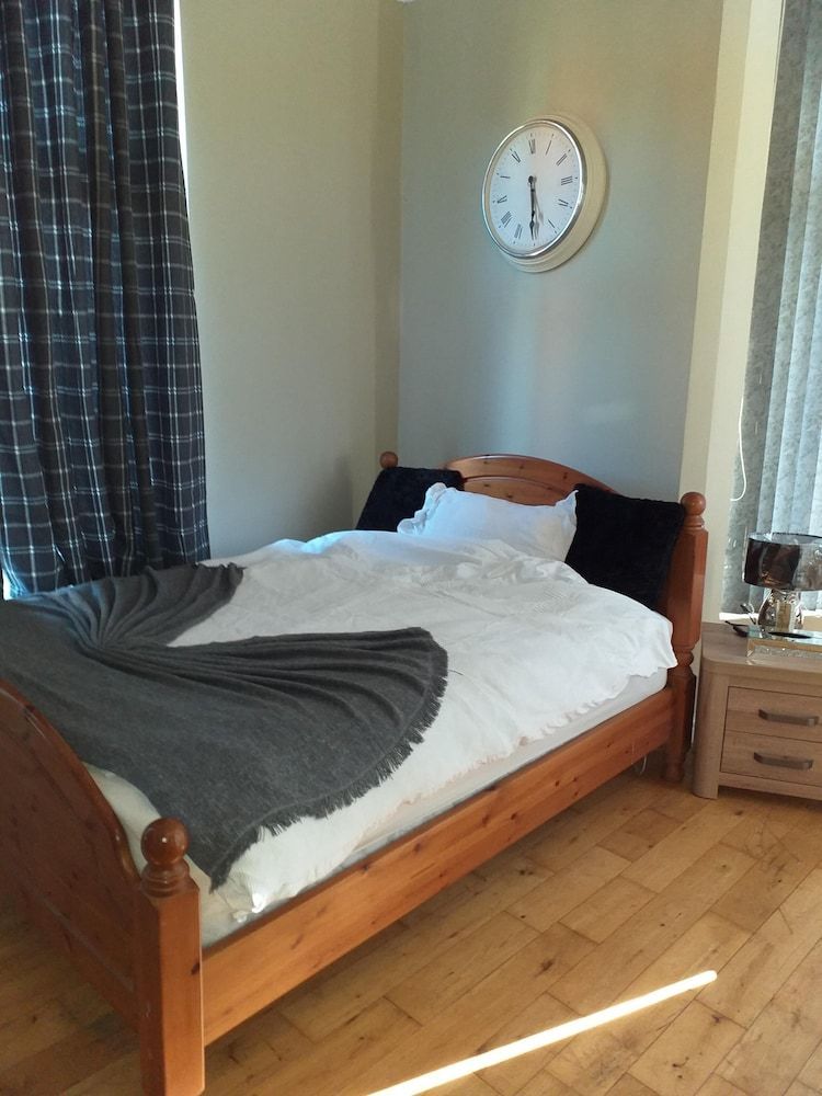 Charming 1-bed Studio in Leeds 2