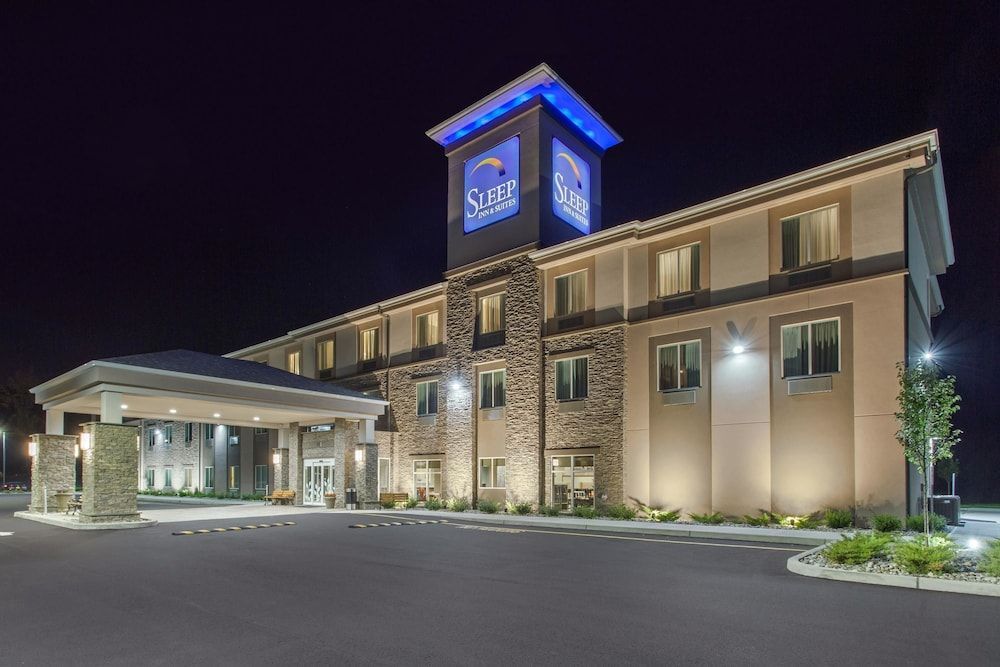 Sleep Inn & Suites Monroe - Woodbury 1