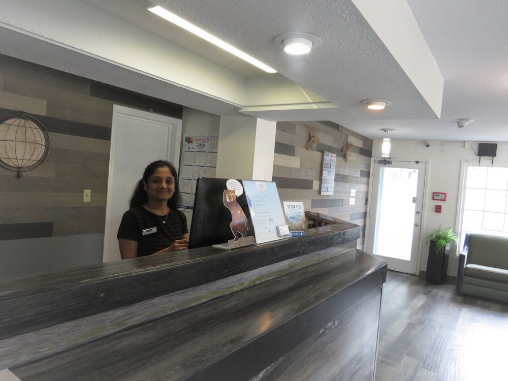 Travelodge by Wyndham Walterboro 2