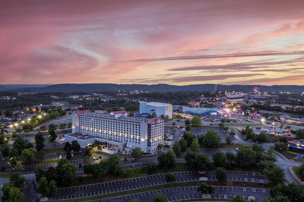Thousand Hills Resort Hotel 1