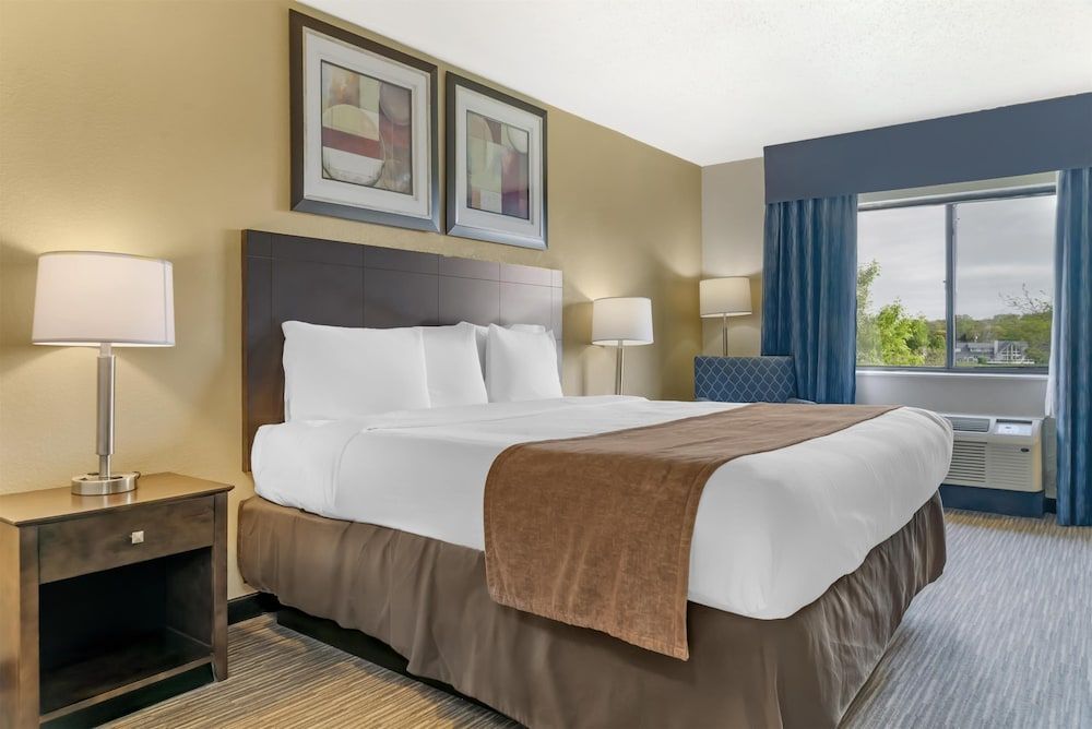 Best Western Port Huron Blue Water Bridge 1