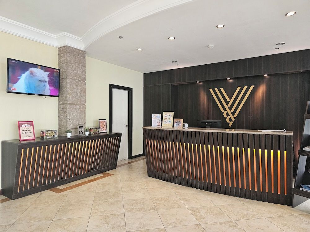 Valentino's Hotel 2