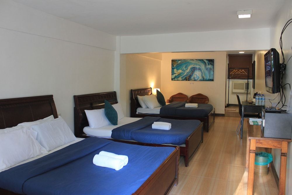 Laiya White Cove Beach Resort 1