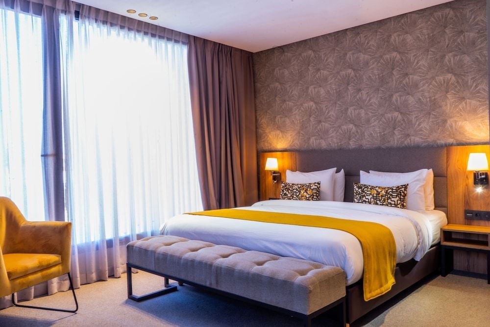Urban Hotel & Spa 1