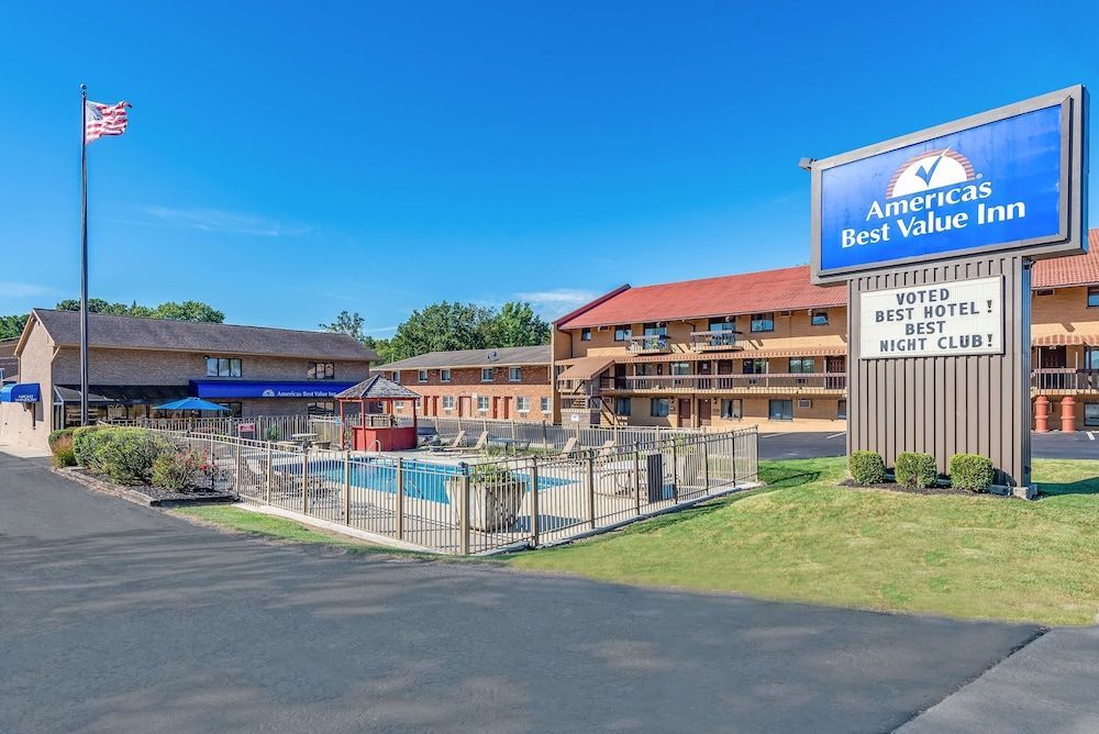 Americas Best Value Inn St. Marys 1