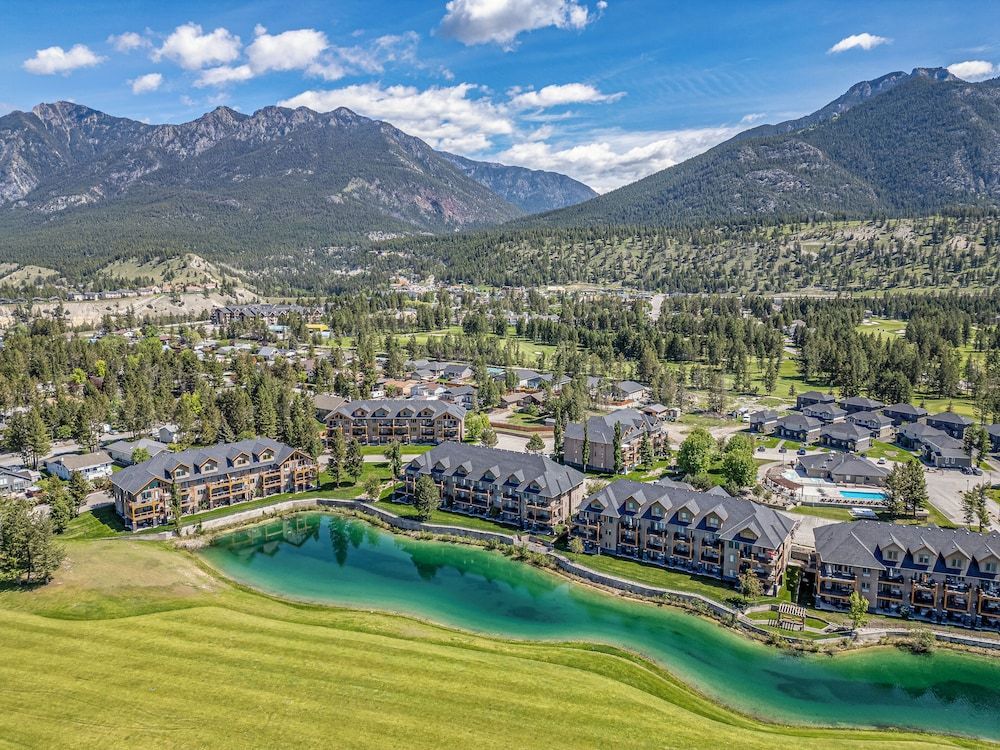 Bighorn Meadows Resort 1