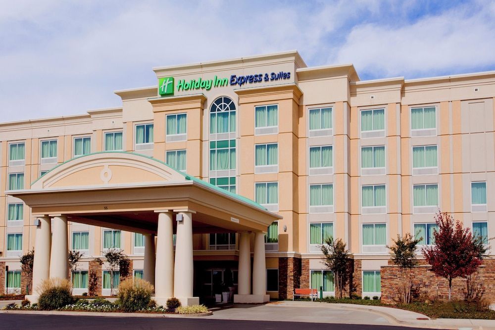 Holiday Inn Express & Suites JACKSON NORTHEAST by IHG 1