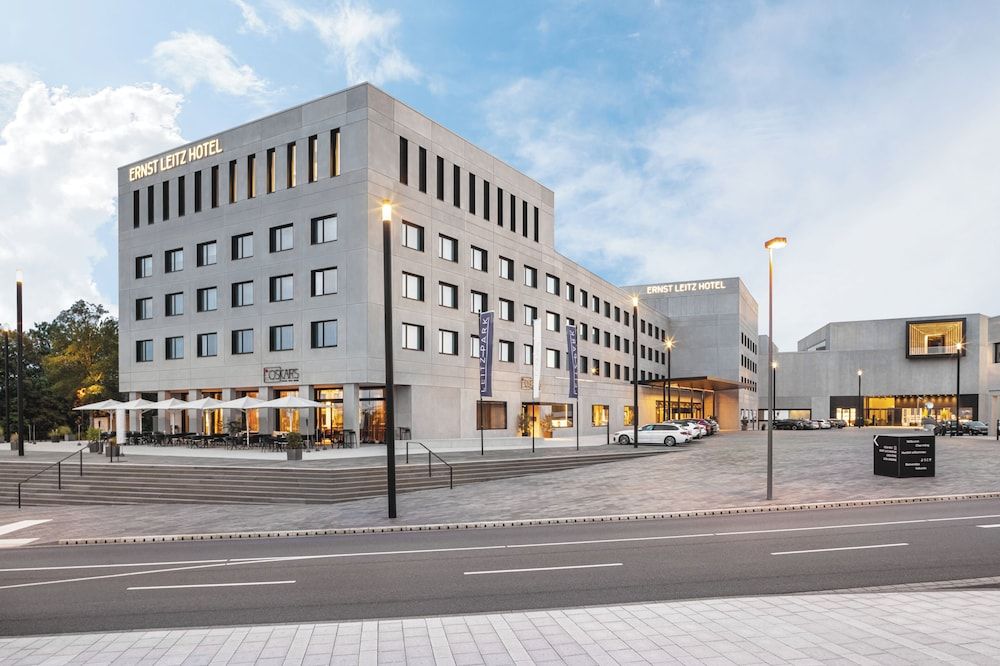 Ernst Leitz Hotel Wetzlar direkt neben der Leica Welt 1