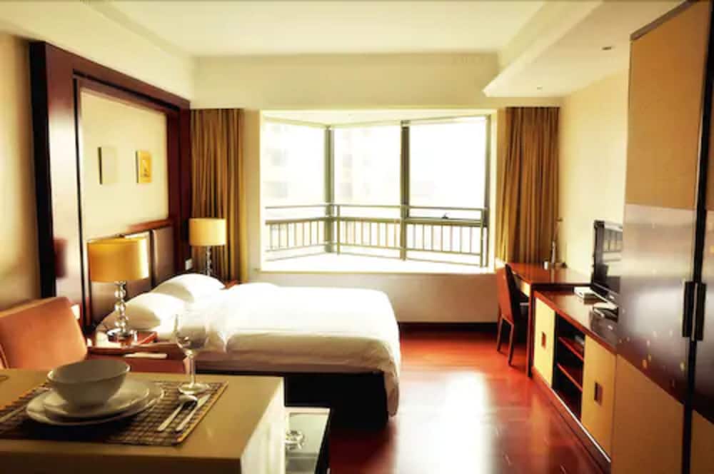 Jing'an Ziyuan Apartment 1
