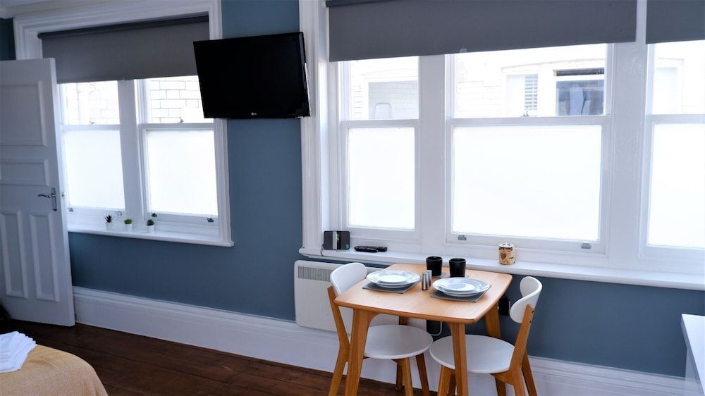 Ideal location- Studio flat in heart of the city 2
