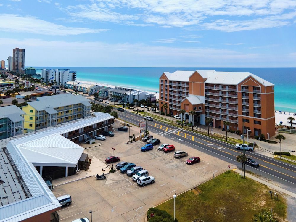 Palmetto Beachfront Hotel, a By The Sea Resort 1