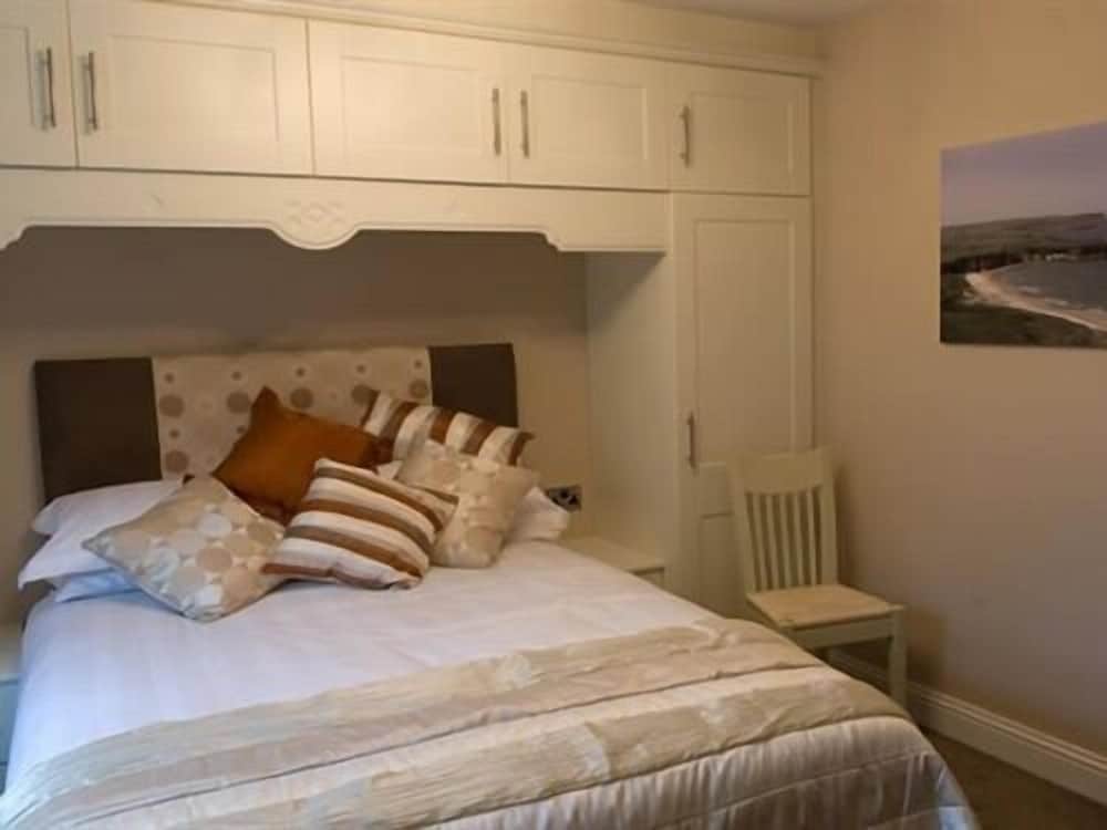 The Causeway Lodge 2