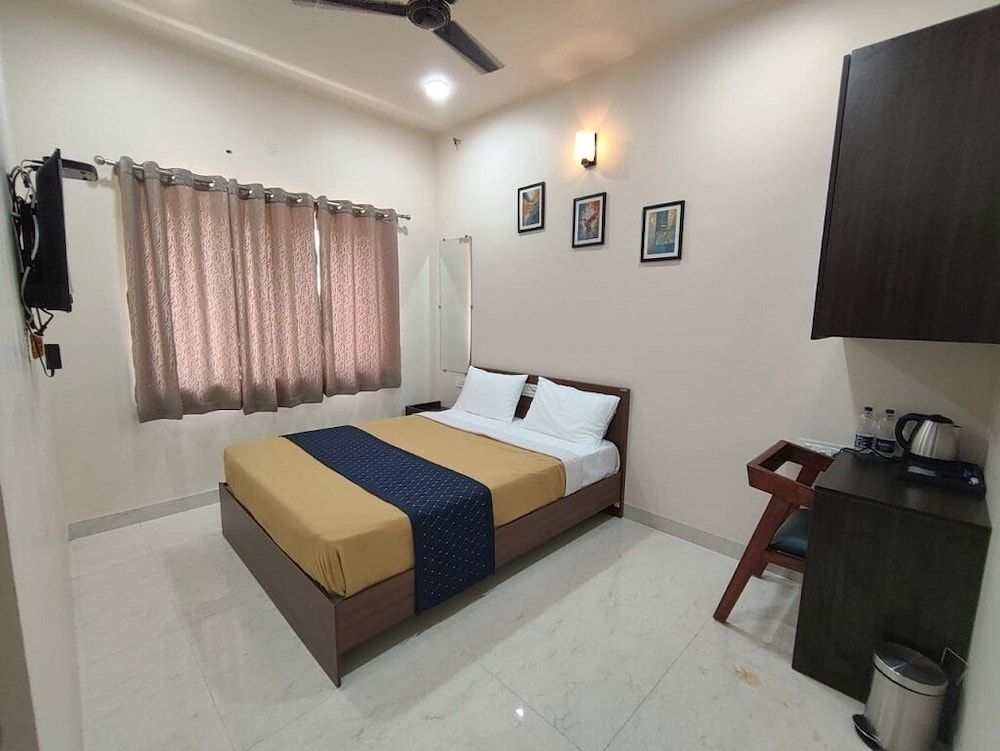 Urban Elite Apart Hotel 1