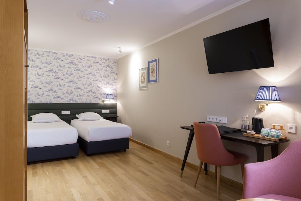 Hotel Perrin 1