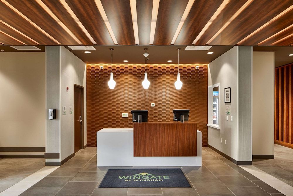 Wingate by Wyndham Hurricane WV 2