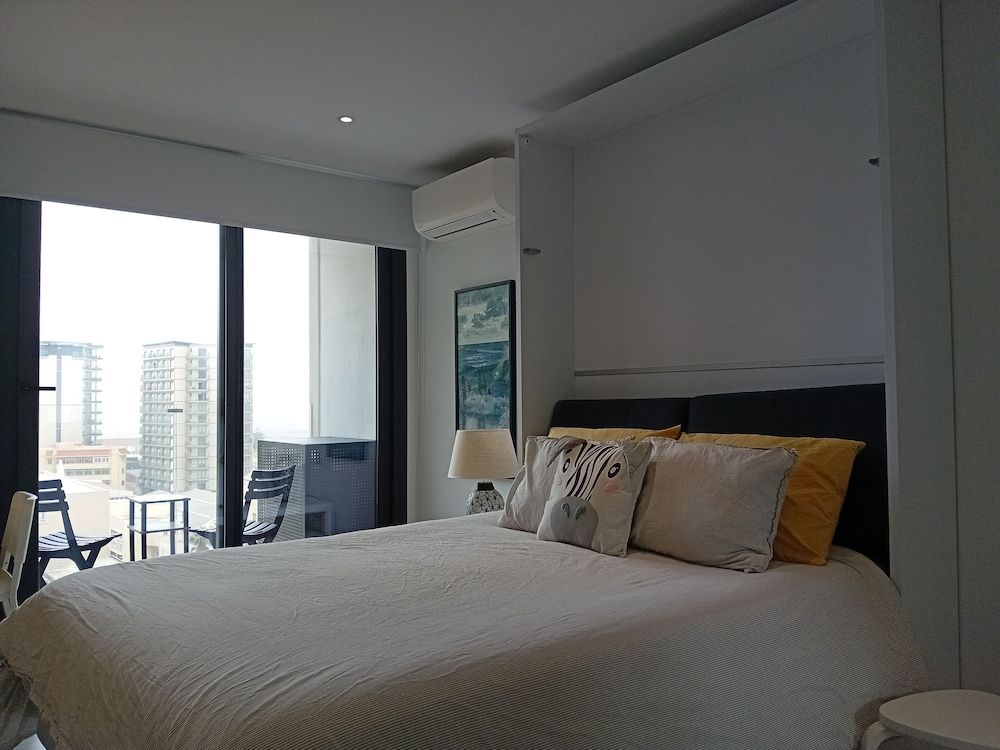 Stunning modern studio apartment with balcony 2