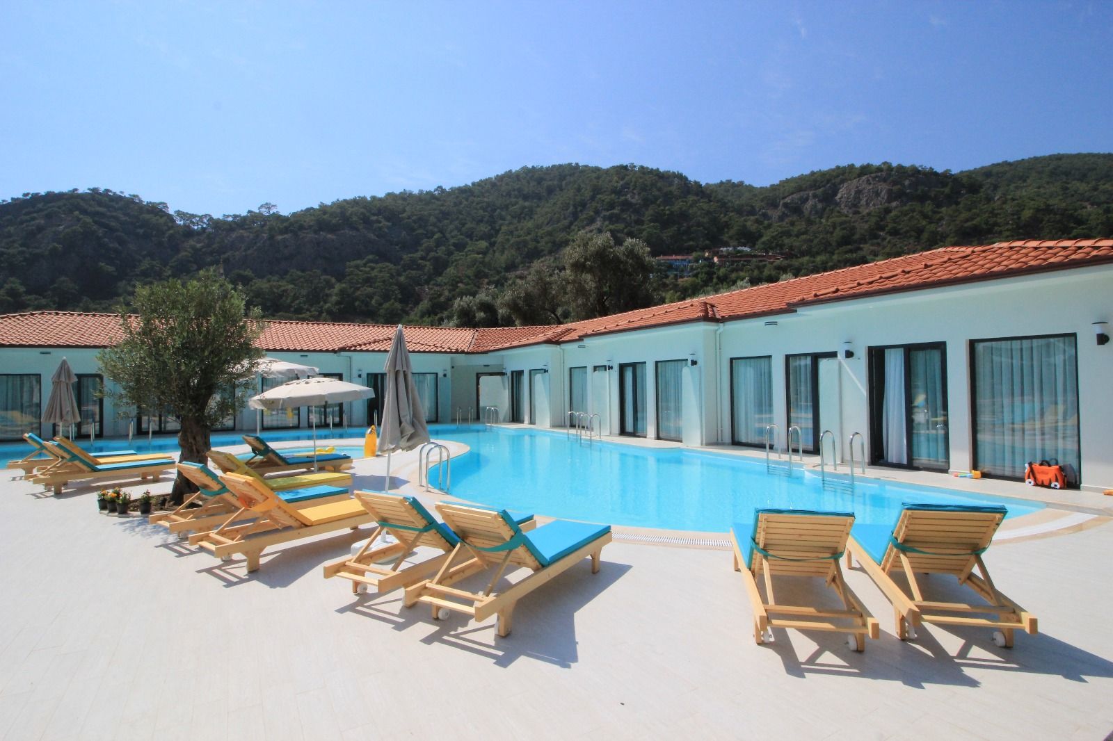 Z Exclusive Hotel & Villas 2