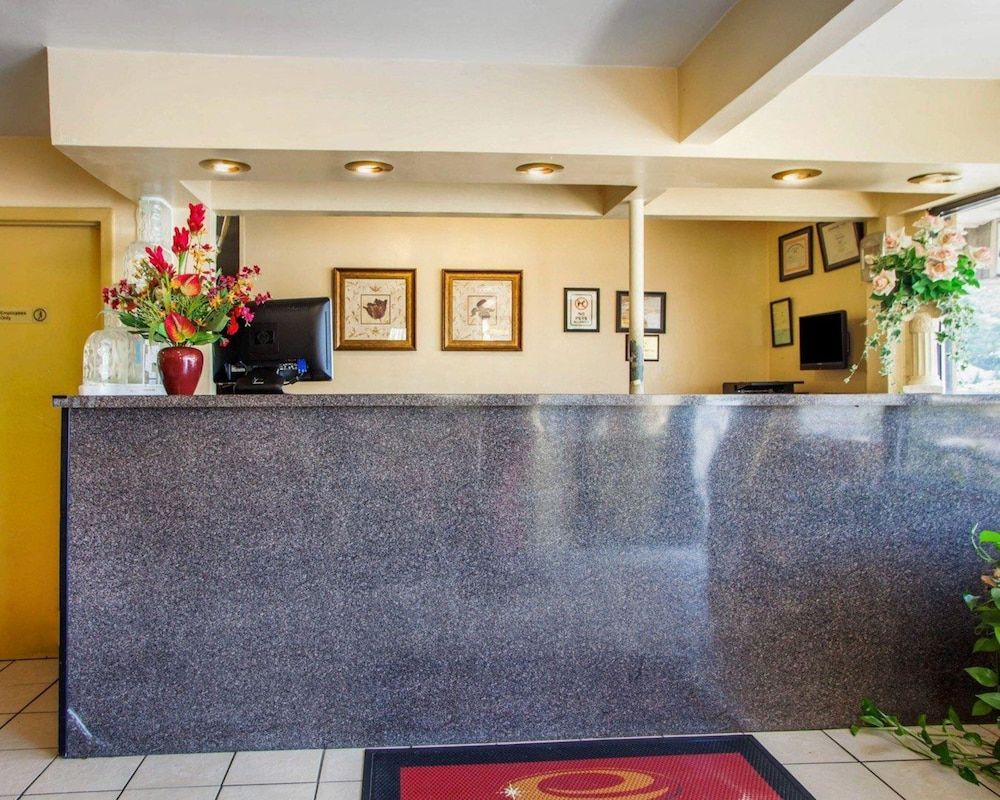Econo Lodge Somers Point 2