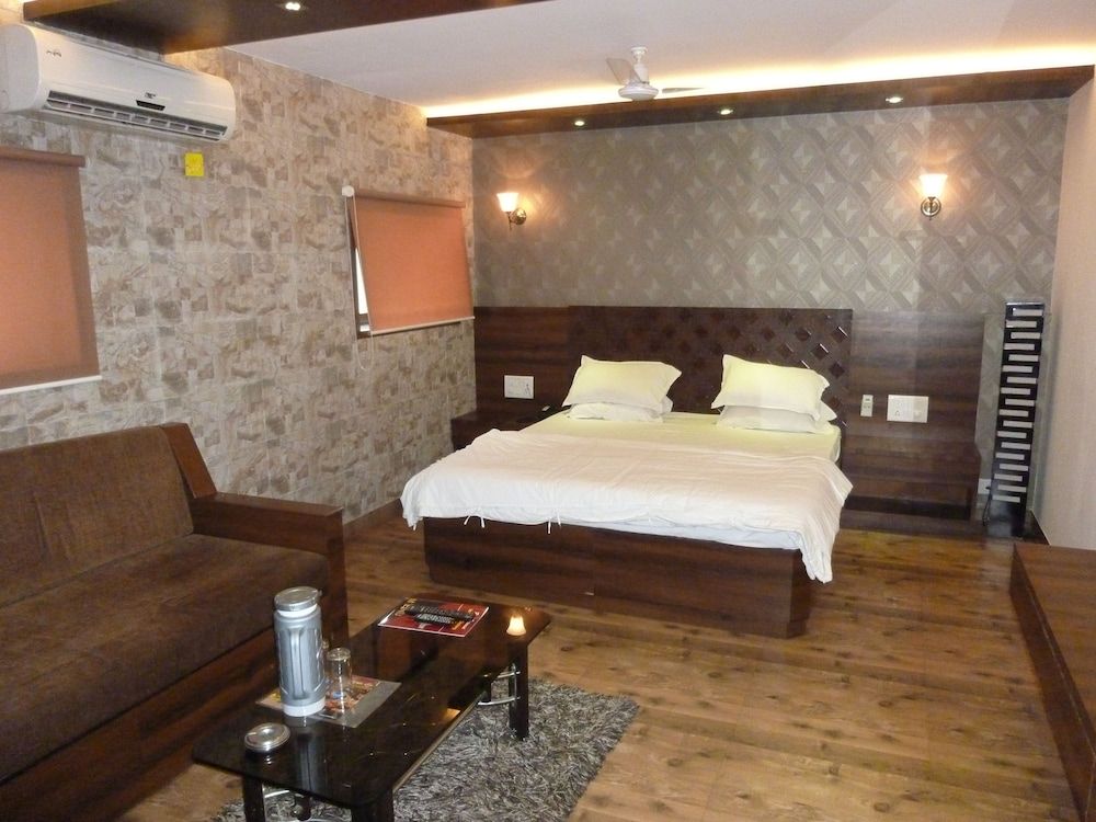 Hotel Regal Palace 1