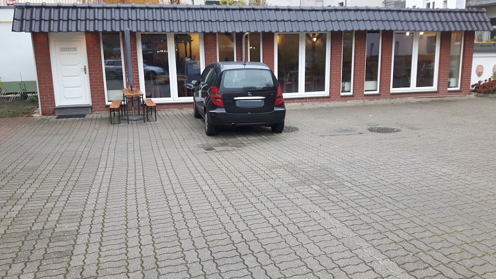 Hotel & Pension Plagwitzer Hof 1