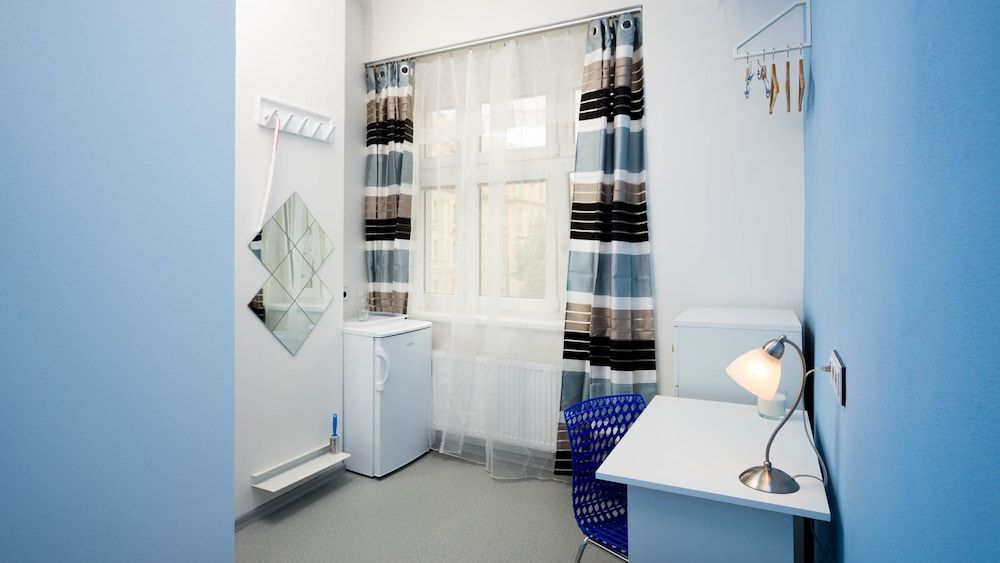 Apartment Four Year Seasons - WALKABLE TO CENTRE, METRO AND RIVERSIDE 2