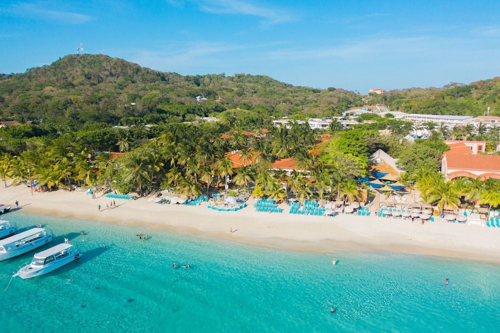 Mayan Princess Beach & Dive Resort 1