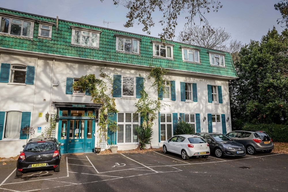 The Grove Hotel 1