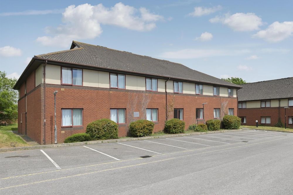 Travelodge Exeter M5 1