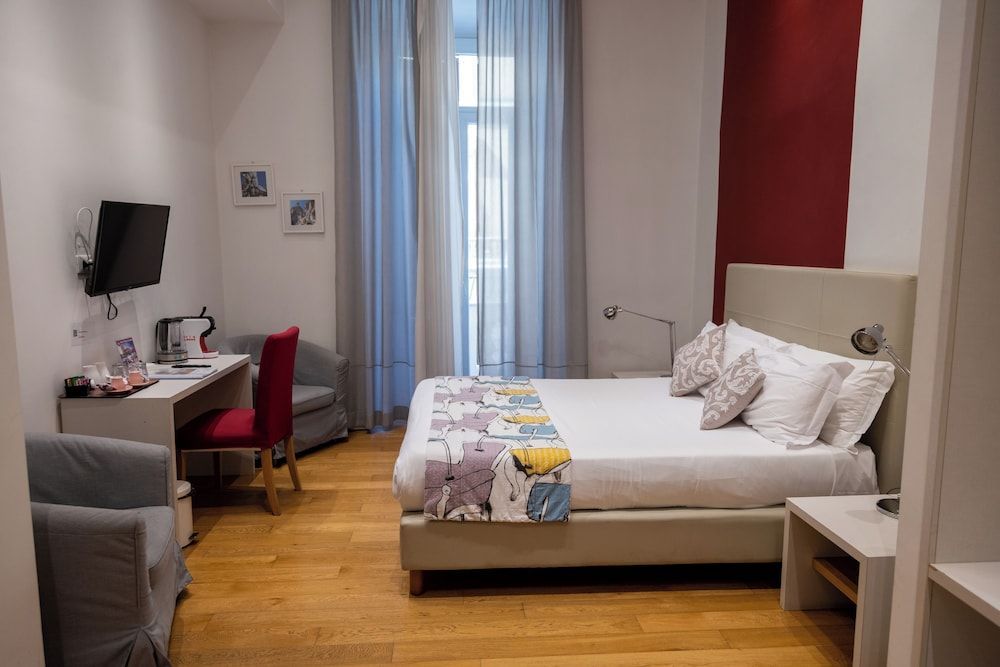 Sofia's Suites Guesthouse 1