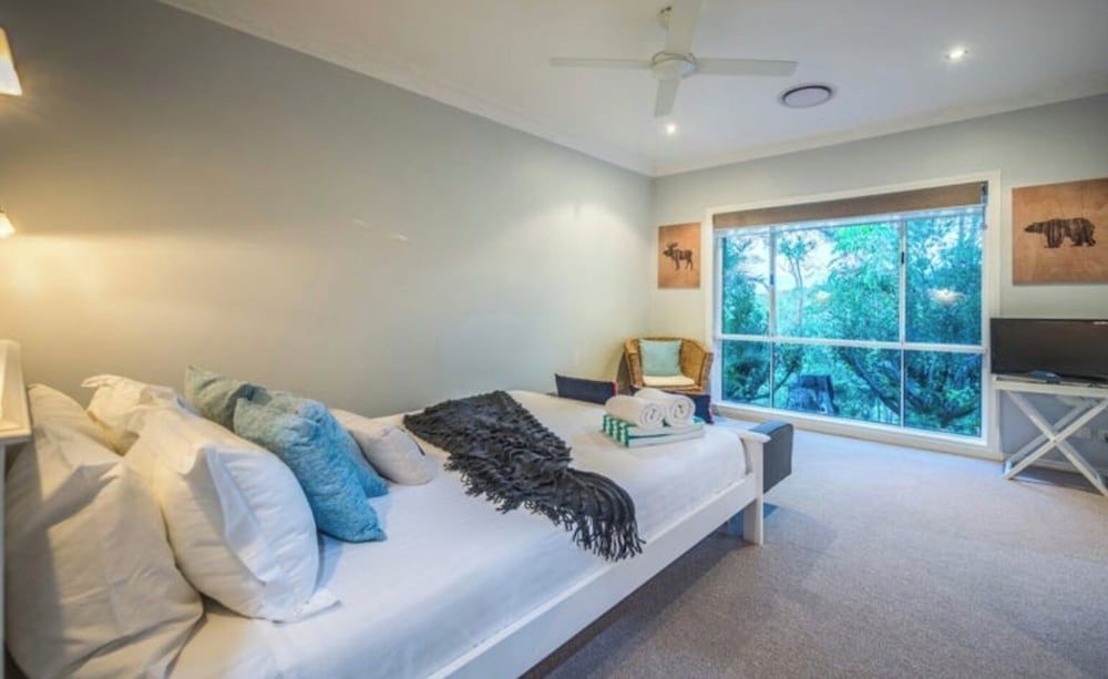 The Hillside Retreat 2