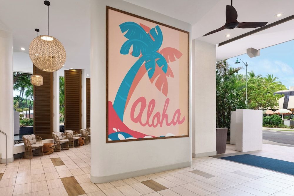 Holiday Inn Express WAIKIKI by IHG 2