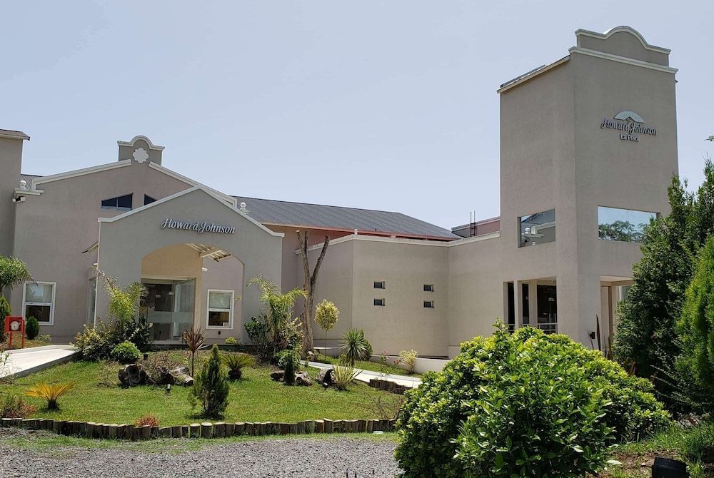 Howard Johnson Plaza & Convention Center Spa La Plata 1
