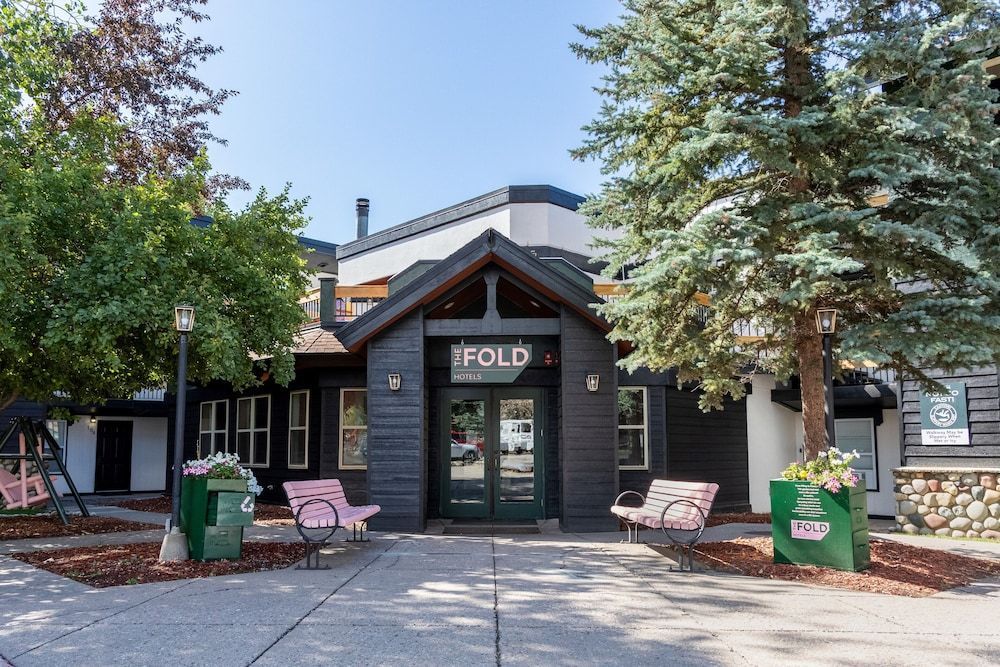 The Fold Hotels Steamboat Springs 1