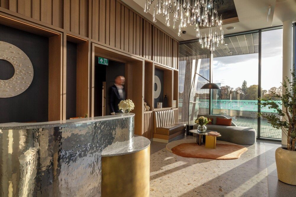 Fulham Pier Hotel 2