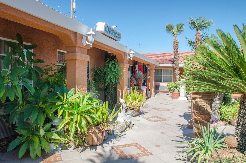 Economy Inn Los Banos 1