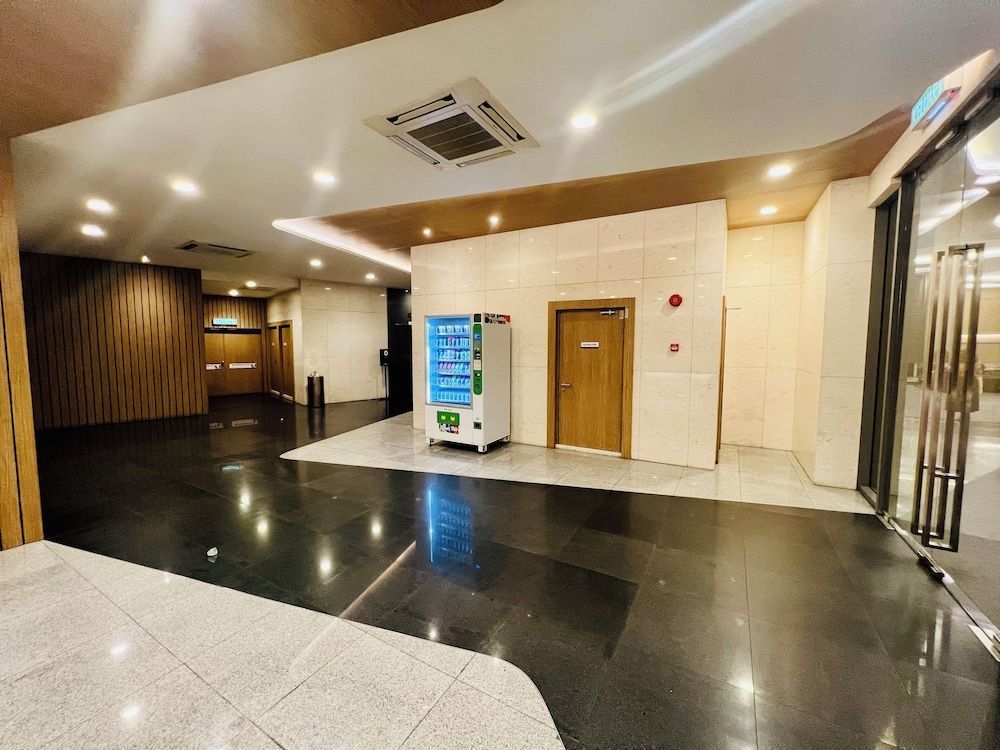 Robertson BY Shahjalal Suites 2