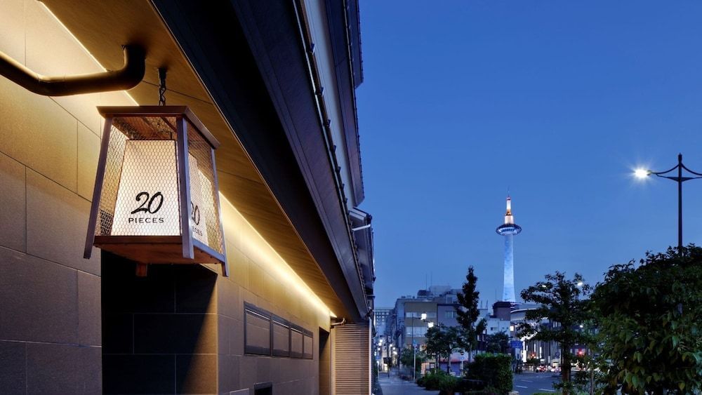 20 PIECES 1