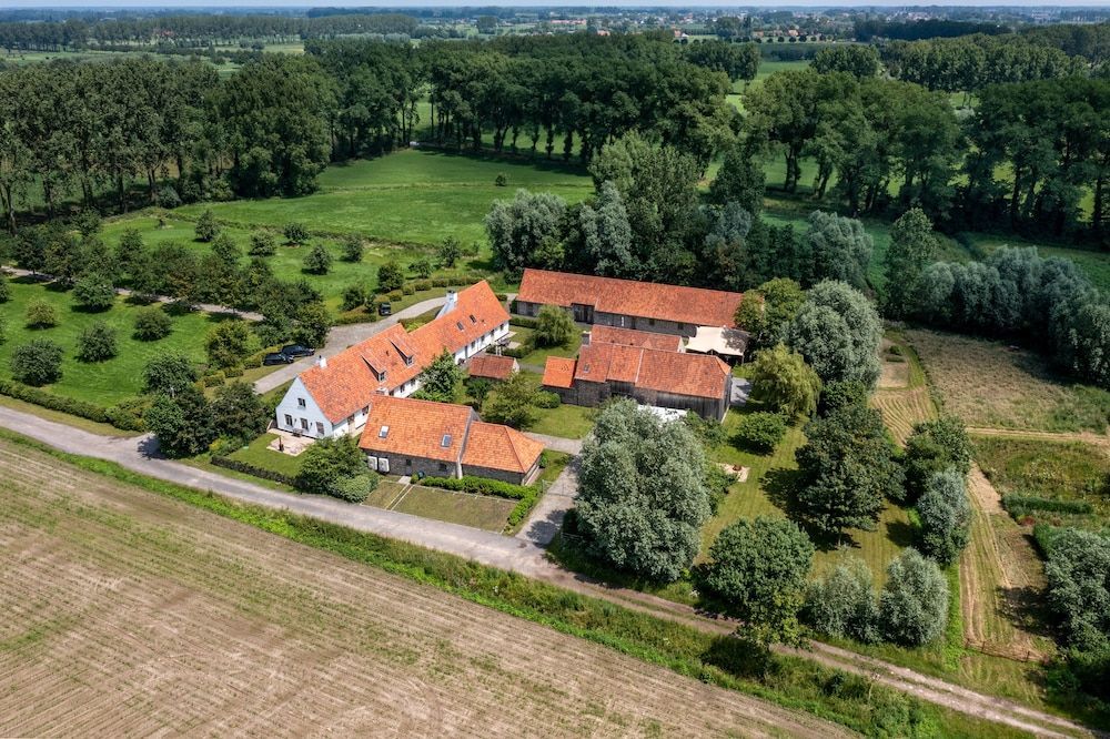 Loweide Lodges & Holiday Homes near Bruges 1
