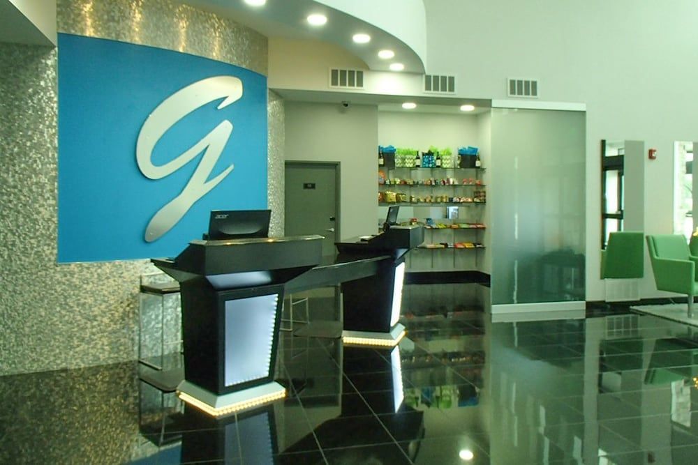 Garland Hotel 2