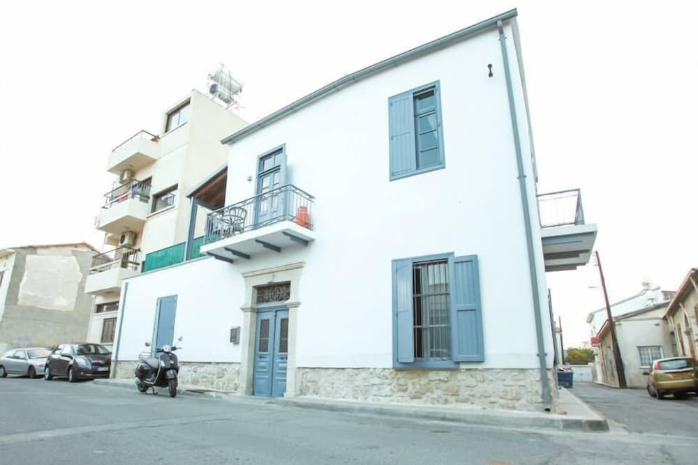 St. Lazaros Studios 1