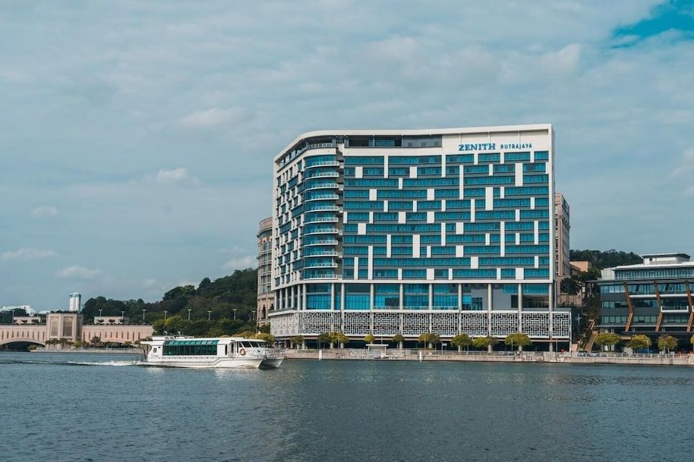Zenith Hotel Putrajaya 1