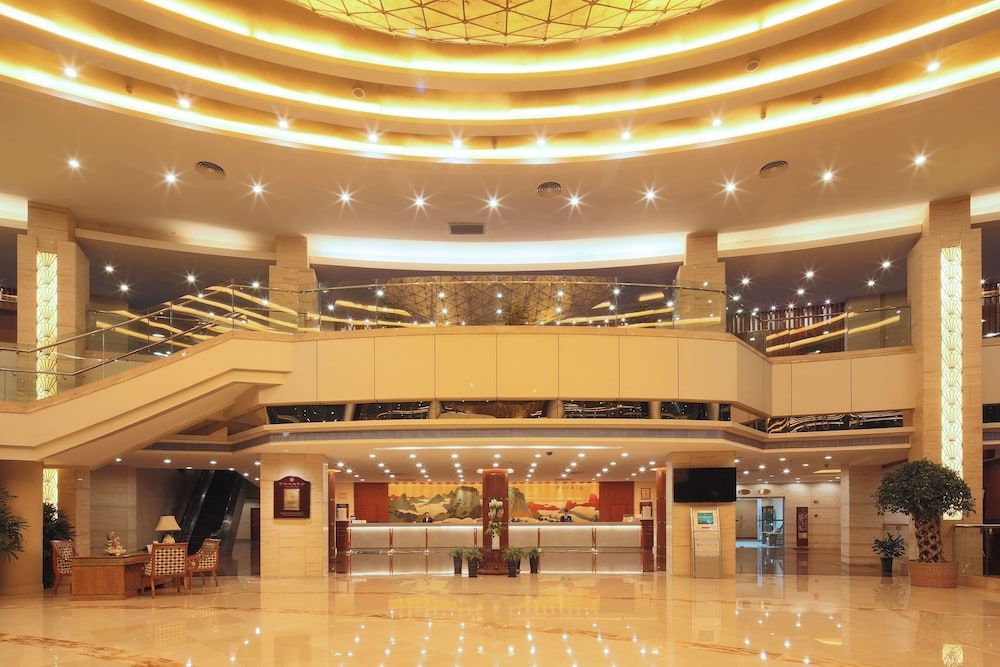 Jin Jiang Pine City Hotel 2