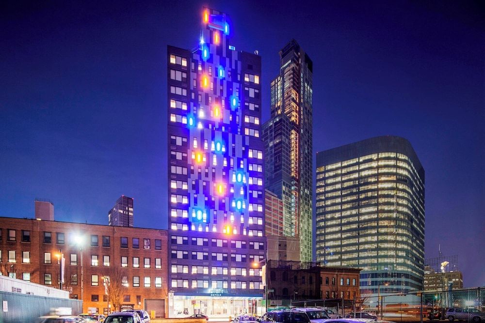 Aloft by Marriott Long Island City-Manhattan View 1