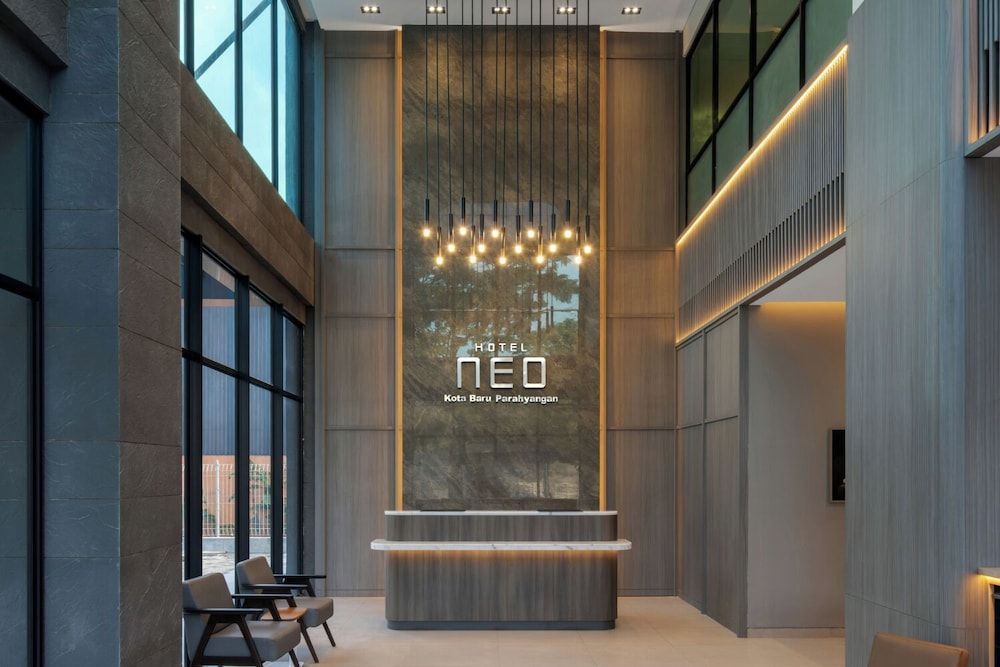 Hotel Neo Kota Baru Parahyangan 2