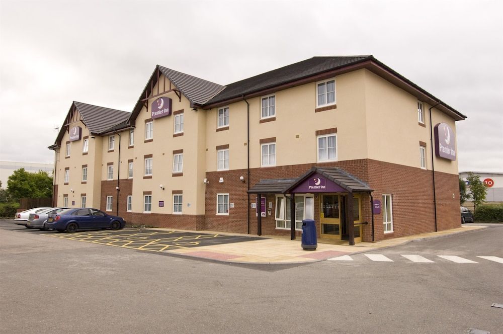 Premier Inn Coventry East - M6 J2 1