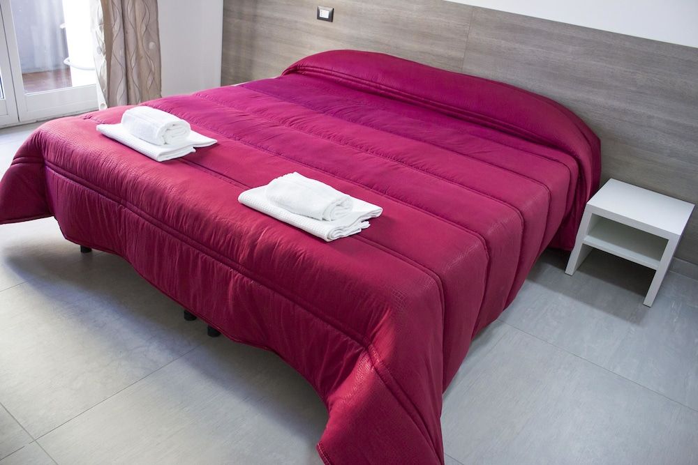 Tiburtina Royal Suites 1
