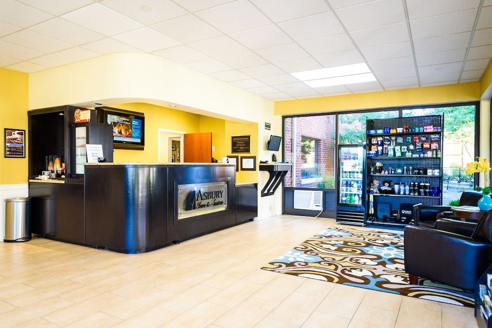 Asbury Inn & Suites 2