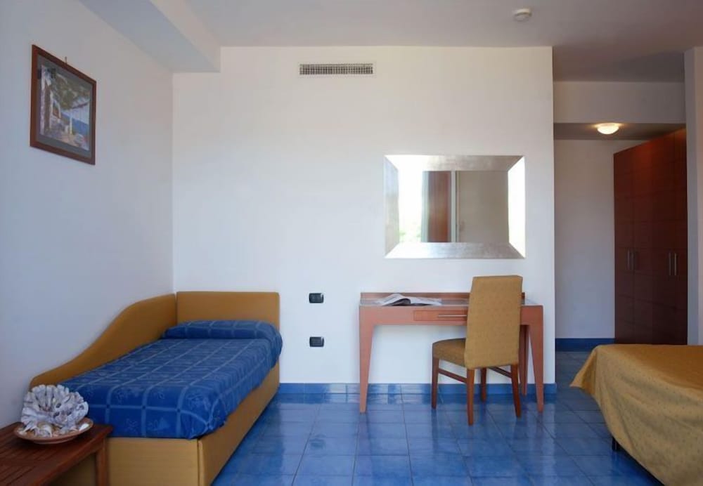 Hotel La Tonnara 2